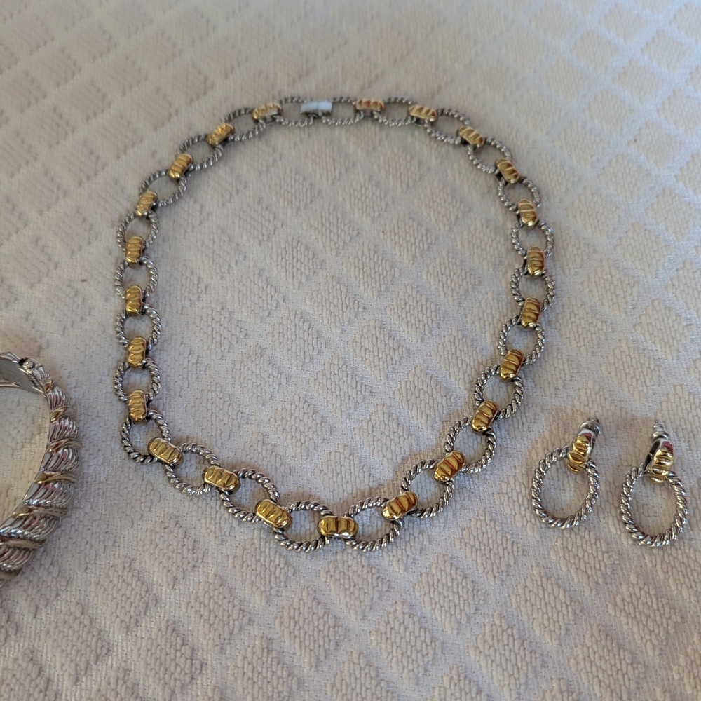 Elegant Gold and Silver Jewelry Set